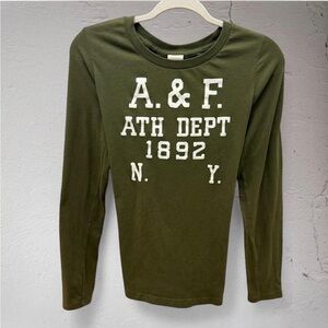 Abercrombie & Fitch Spell out vintage Olive Green Long Sleeve Tee